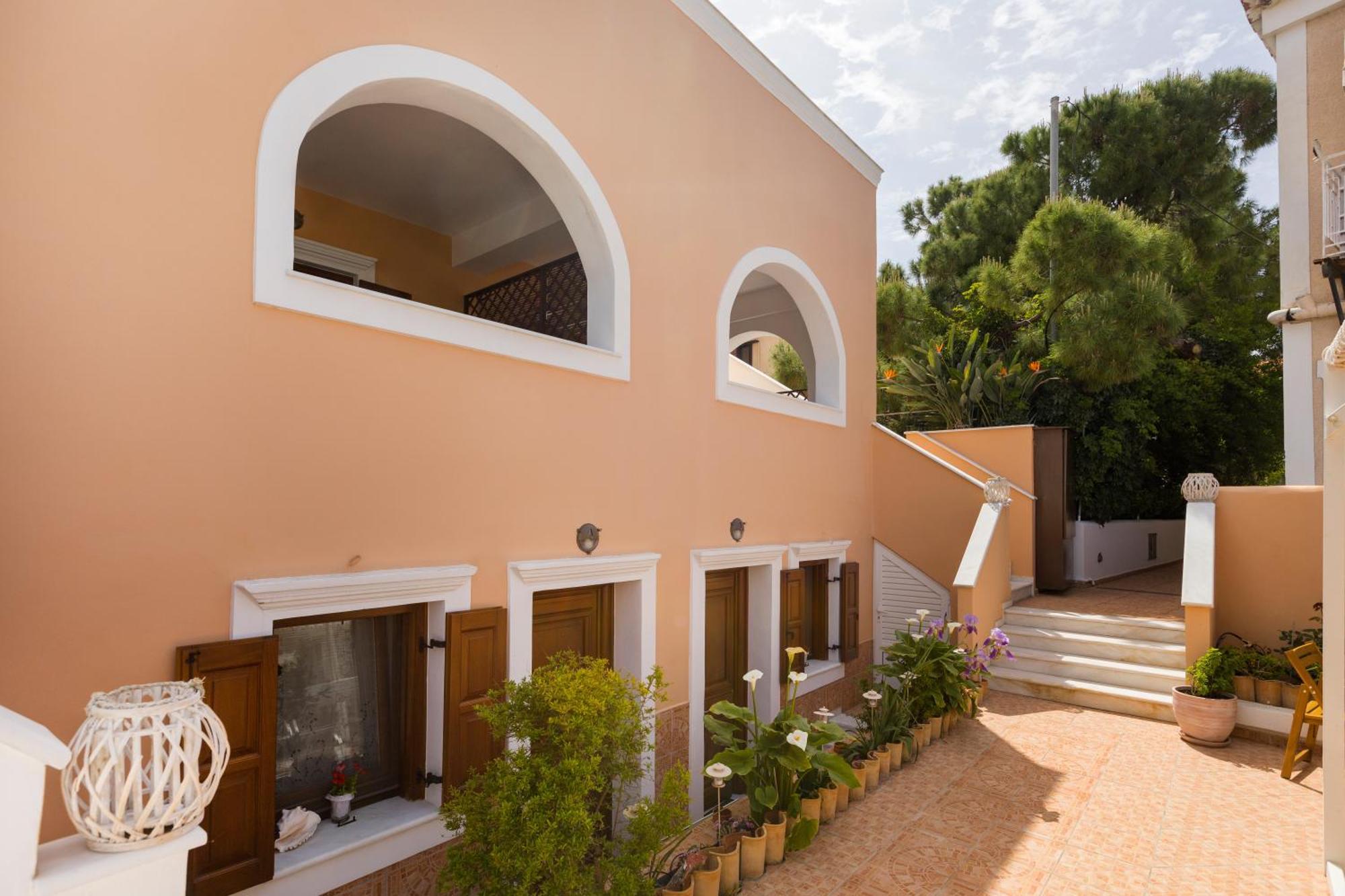 Spetses Center Comfy Apartment Ngoại thất bức ảnh