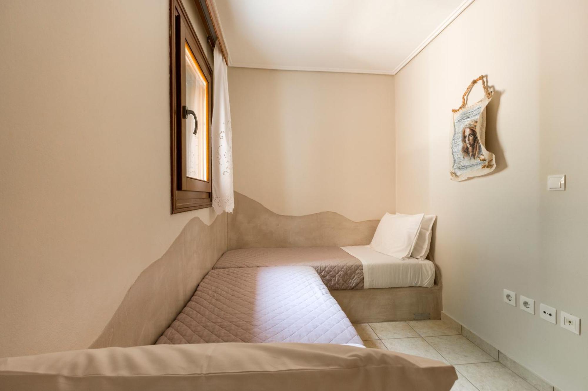 Spetses Center Comfy Apartment Ngoại thất bức ảnh