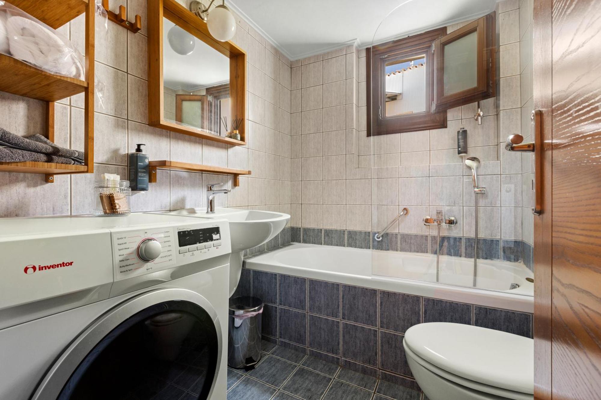 Spetses Center Comfy Apartment Ngoại thất bức ảnh