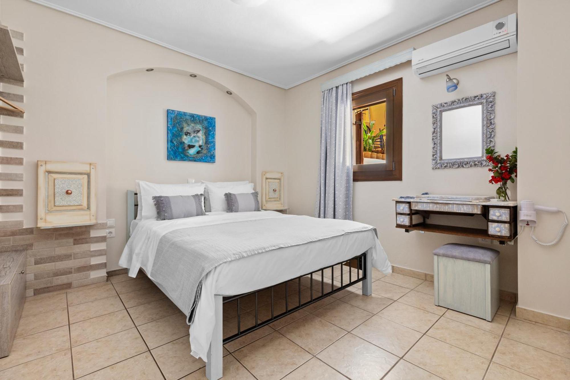 Spetses Center Comfy Apartment Ngoại thất bức ảnh